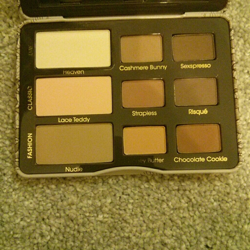 Too faced natural matte palette
